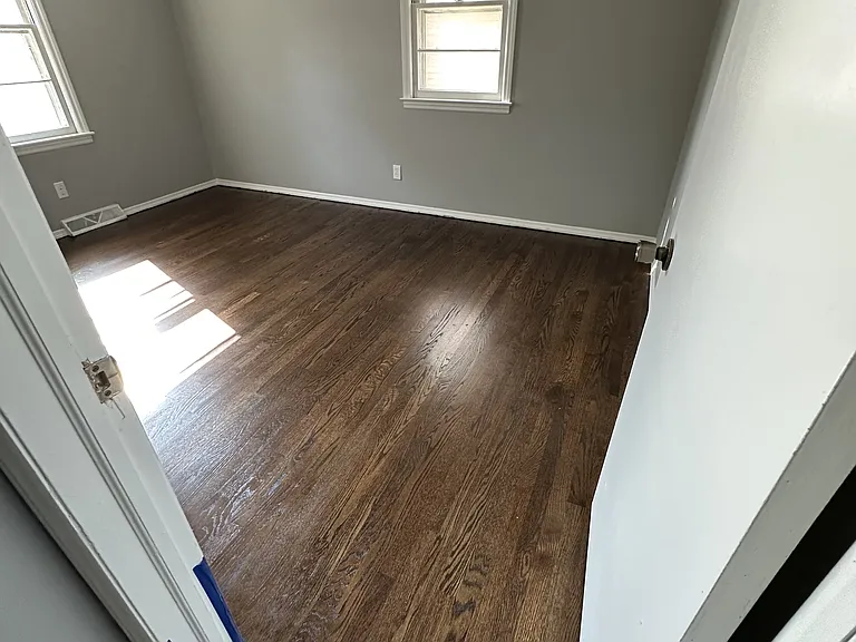 8724 N Jefferson St — Photo 6