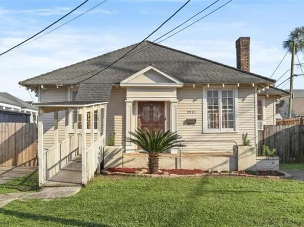 2921 Cambronne St, New Orleans, LA 70118