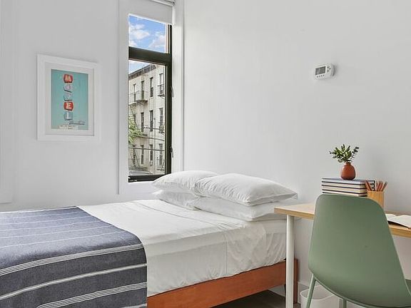 4th image of 144 N 11th St #3R