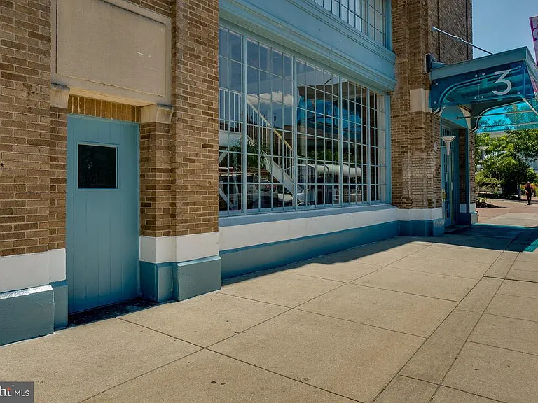 3 N Columbus Blvd #PL224 — Photo 16