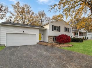 4620 Rush Cir, Youngstown, OH