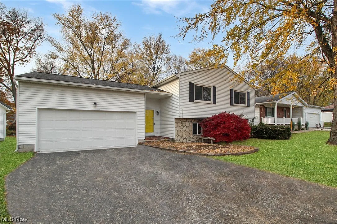 4620 Rush Cir photo 1