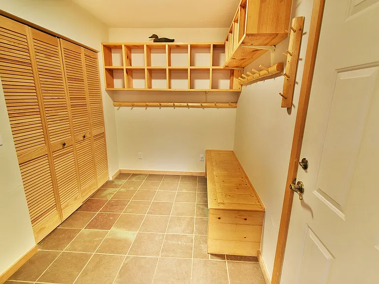 97 Sunset Dr — Photo 27