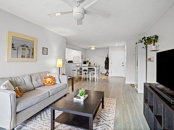 5th image of 836 E Old Willow Rd APT 209