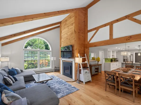 15 Sawmill Village Way, Dover, VT 05356