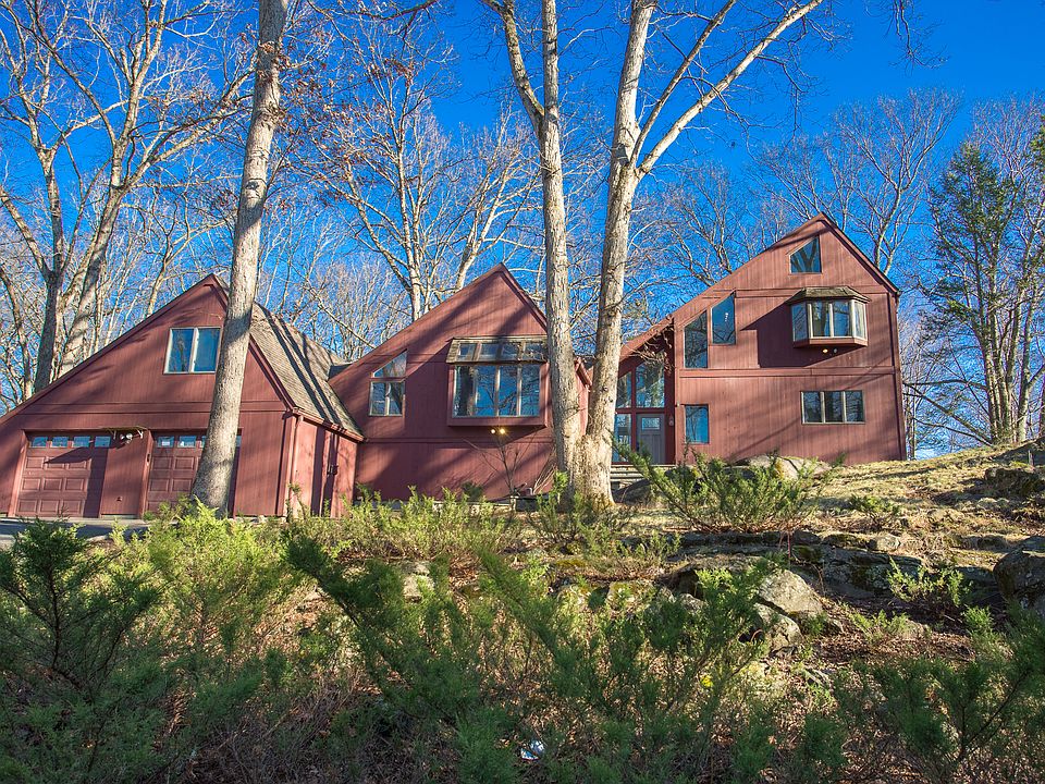 1st image of 11 Travis Ln