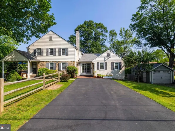 1864 Edge Hill Rd, Abington, PA 19001