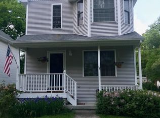 48 Lee Farm Dr, Niantic, CT 06357