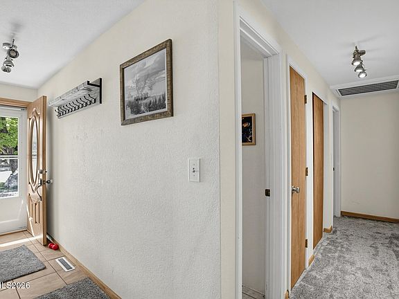 4th image of 3975 Northgate Ln