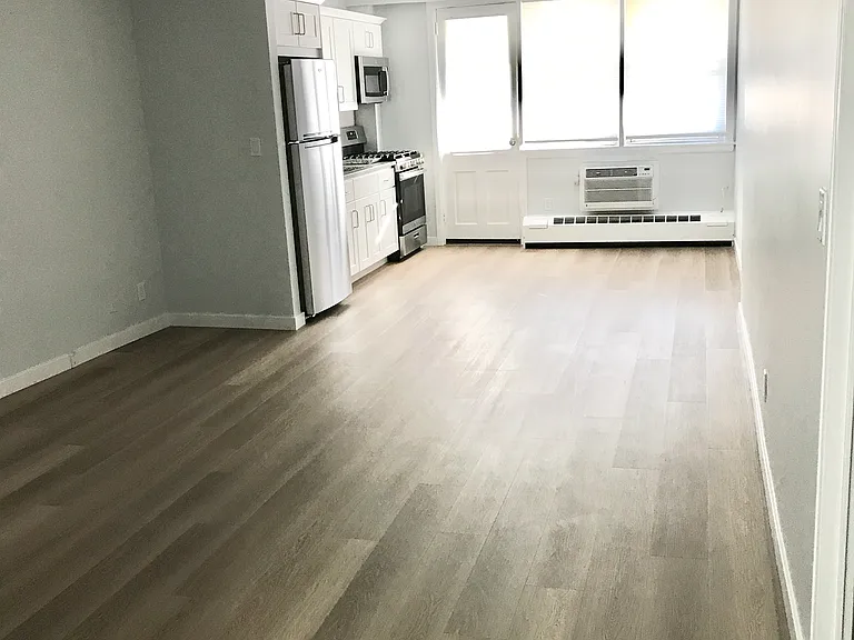 444 Bedford St #4K — Photo 6