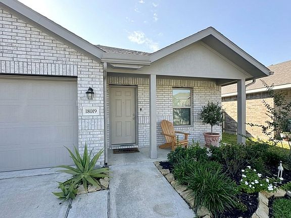 3rd image of 18019 Mendocino Ridge Ln