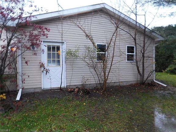 3rd image of 387 Garfield St