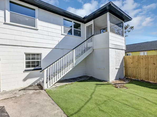 2027 1/2 30th Ave N, Saint Petersburg, FL 33713