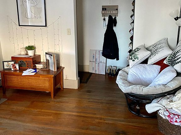 Private Entry way and coat closet