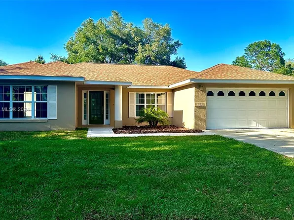 826 Berryhill City In The Est #Of, Fruitland Park, FL 34731