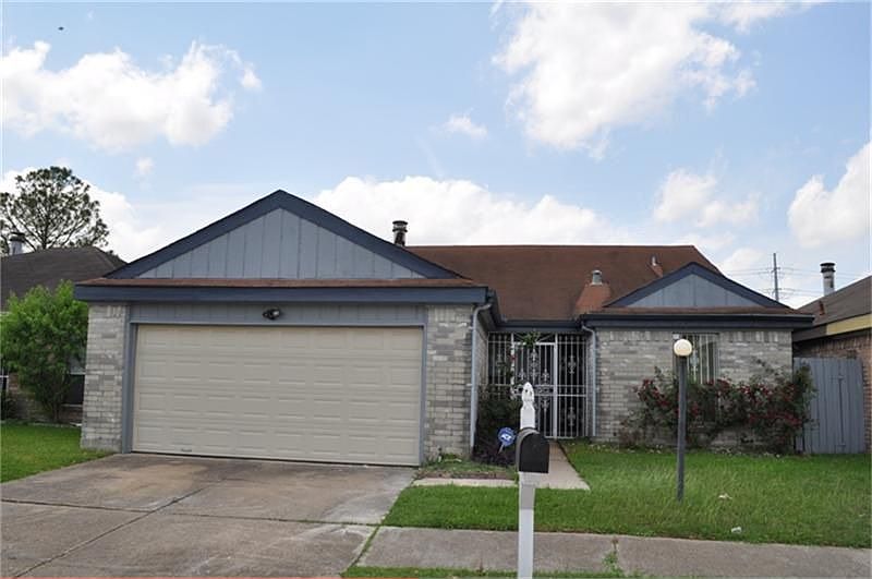1st image of 6210 Briar Terrace Dr