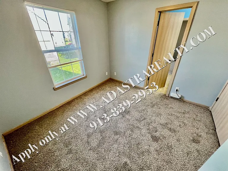 2141 SW Rambling Vine Rd — Photo 16