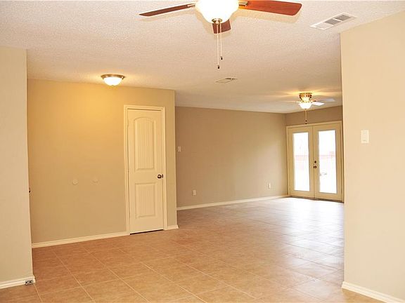 2nd image of 4807 Stallcup Dr