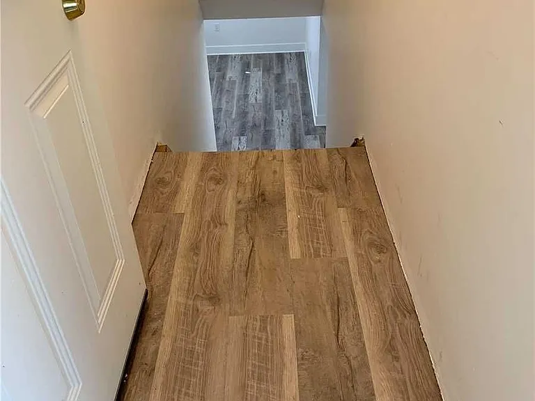 16 Belvedere Blvd — Photo 2