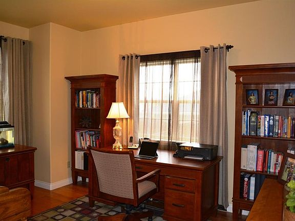 4th image of 2412 Itani Dr