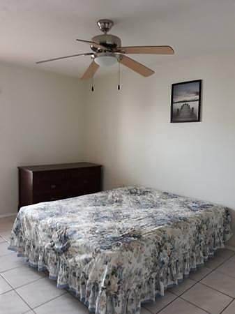 1st image of 1014 Plantation Dr #0