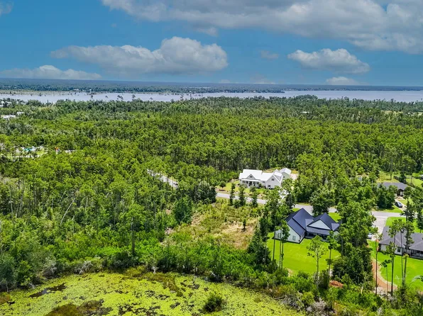 4127 Cedar Creek Dr, Southport, FL 32409