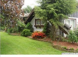 550 Kings Hwy E, Middletown, NJ 07748