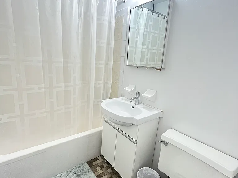 130 Water St #8D — Photo 6