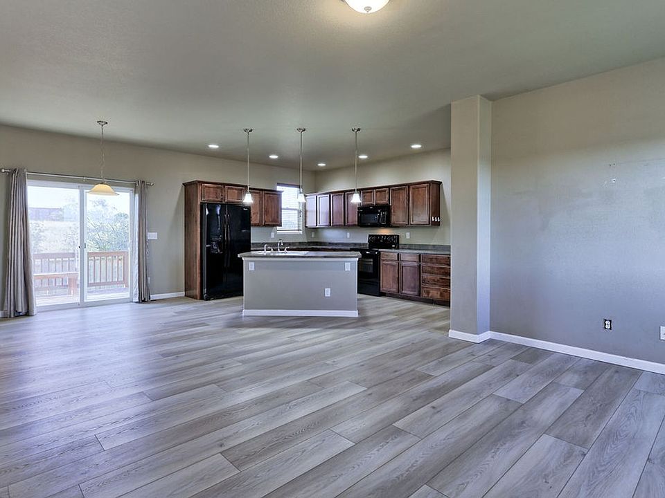 1st image of 440 Cholla Dr