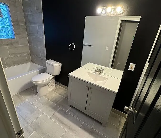 5630 Pardee Ave #6 — Photo 6