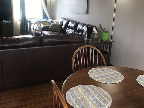 5th image of 412 Christy Dr