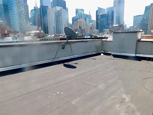 Rented by Compass | media 27