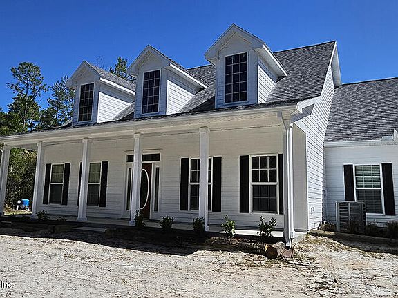 3rd image of 200 MOCKINGBIRD Court