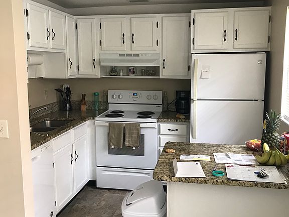 5th image of 17 Vista Palm Ln APT 206