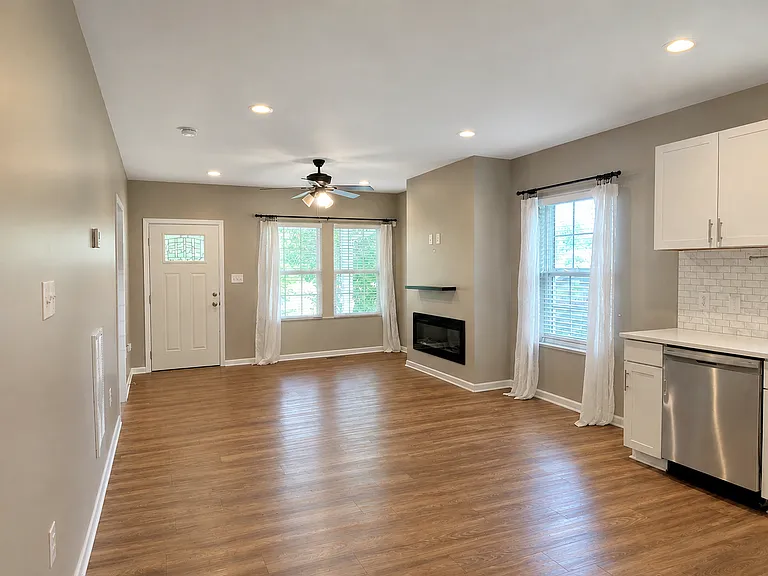 2301 Acme Rd — Photo 2