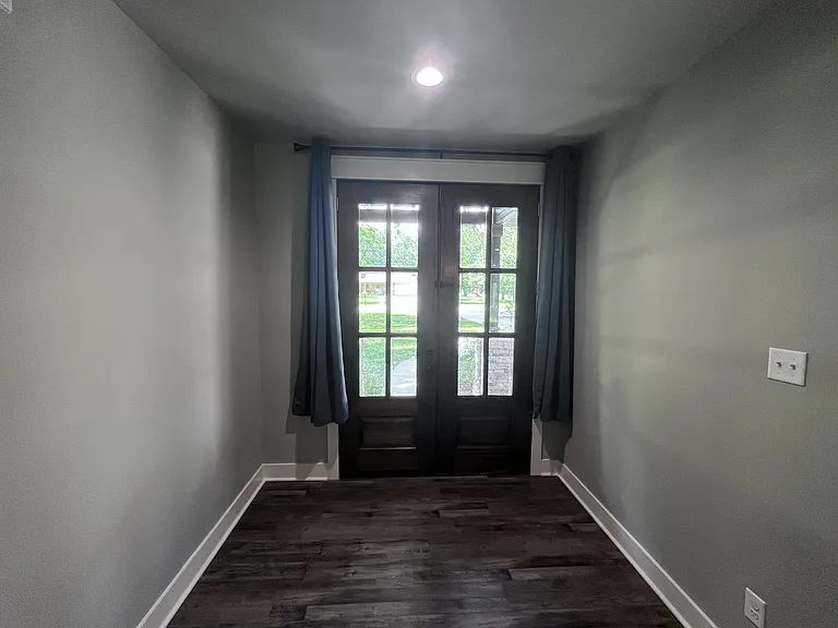 206 Bridgewood Dr — Photo 8