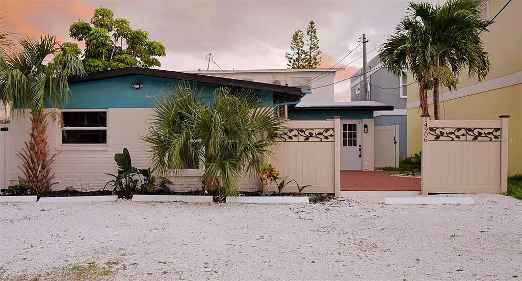 2 bed, 1.0 bath, 825 sqft, $2,000 — Photo 1