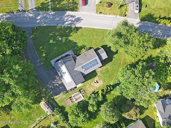 3rd image of 38 Mill Lane Ext.