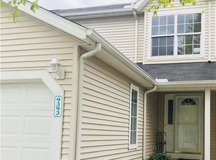 9393 Hickory Ridge Dr, Streetsboro, OH 44241