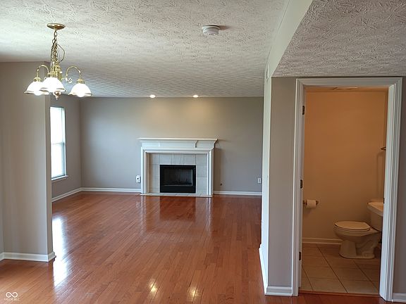 3rd image of 14010 Avalon East Dr
