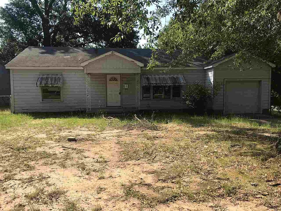 1st image of 902 Harmon Dr