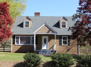 6735 Grays Mill Rd, Warrenton, VA 20187