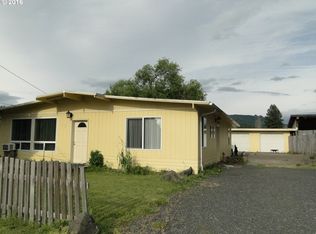 20 S Alder St, Lowell, OR 97452