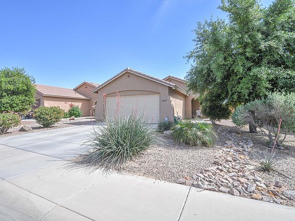 3rd image of 36609 W Montserrat St