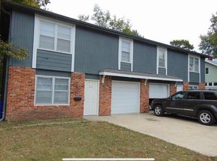 224 S Ridgeview Rd #224, Olathe, KS 66061