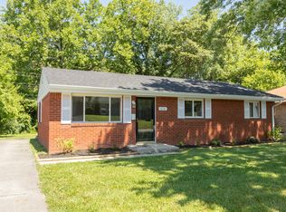 618 Grovewood Dr, Beech Grove, IN