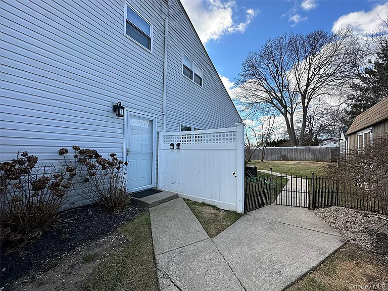18 Green Pl — Photo 10