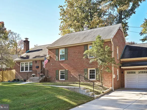 6902 Clemson Dr, Alexandria, VA 22307