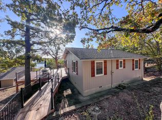 24200 Scenic Cir, Pittsburg, MO 65724