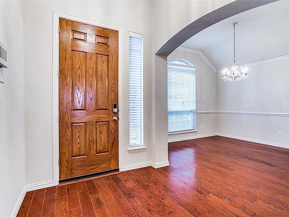 3rd image of 2791 Waterway Dr